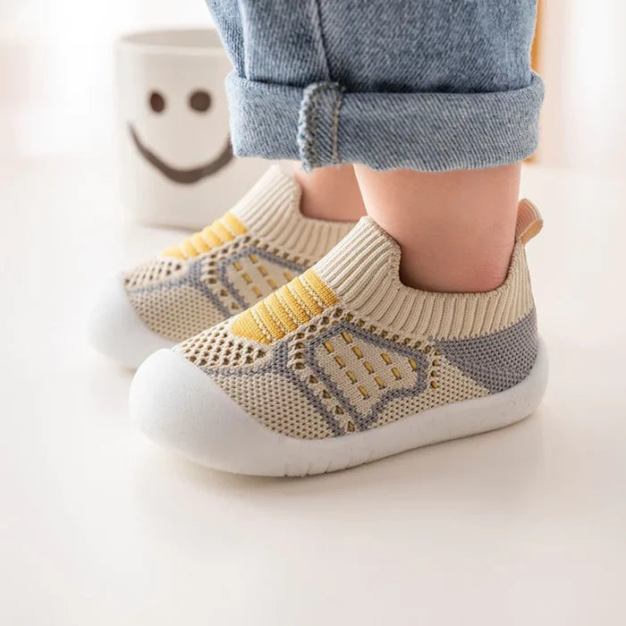 🔥 SafeStep™ Non-Slip Baby Shoe Socks — ONE SLIP CAN CHANGE EVERYTHING