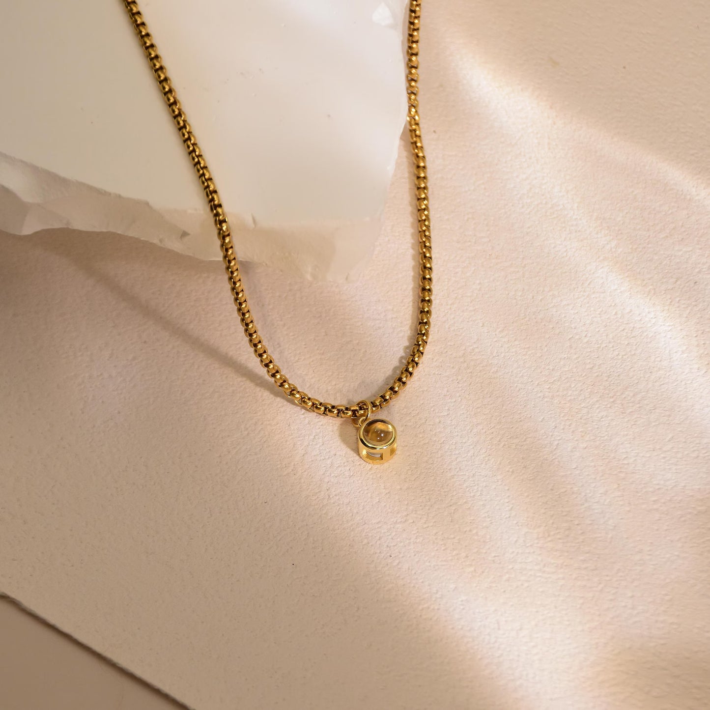 Photo Projection Necklace l LAST CHANCE